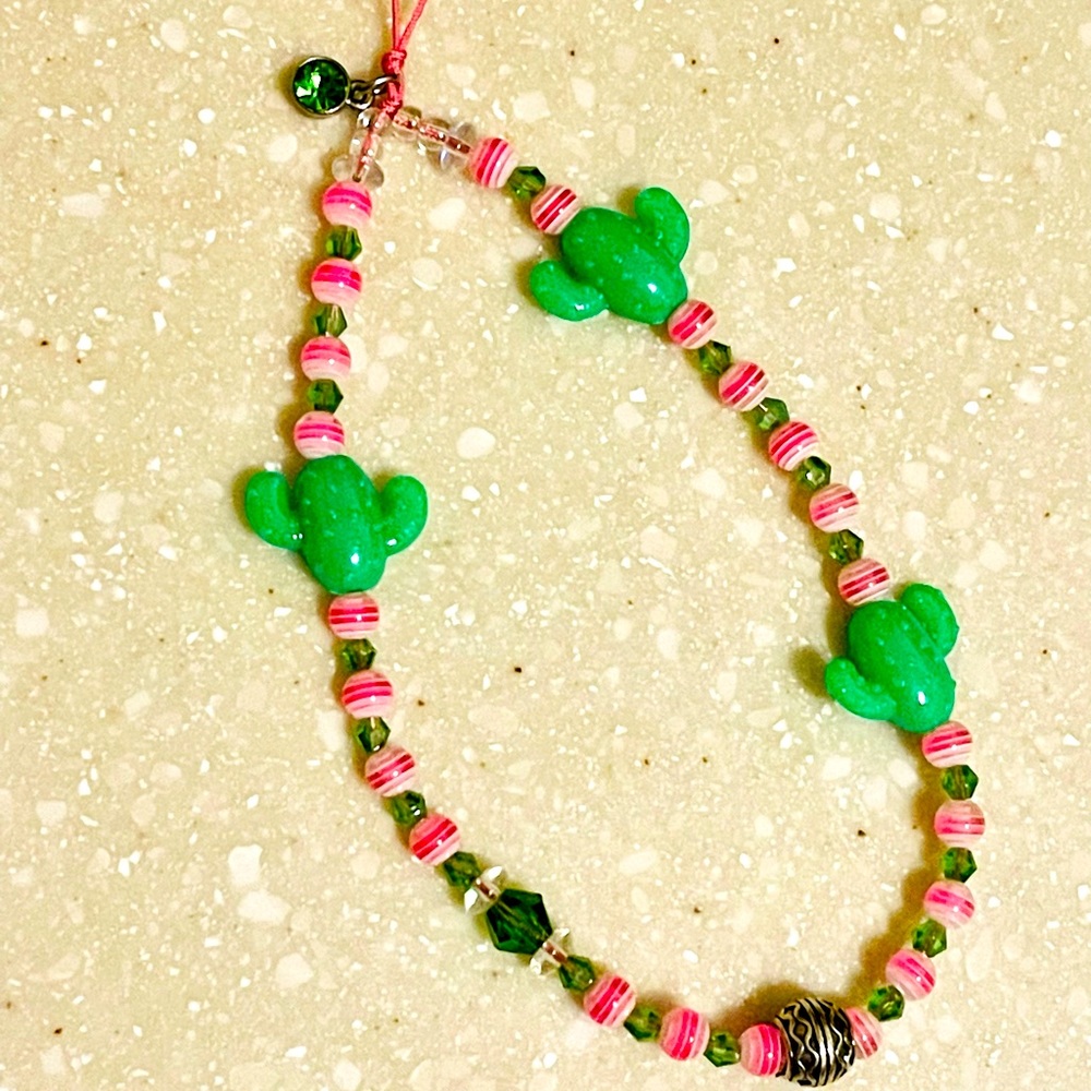 Phone String!! 🌵 Cactus Prickly Pear! 🌱💕